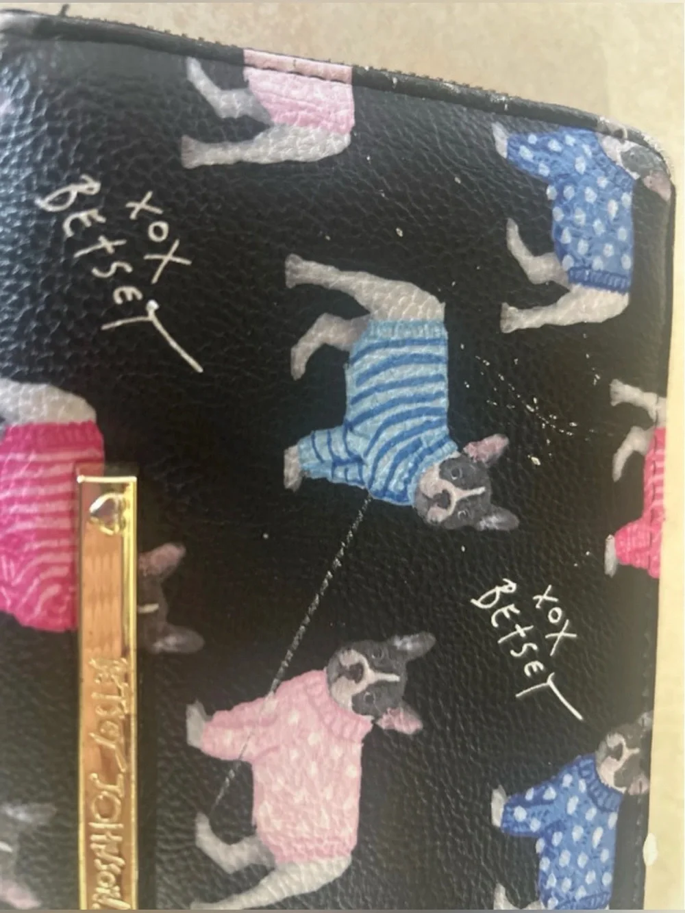 Betsey Johnson French Bulldog Zip Around Wristlet Wallet Black
